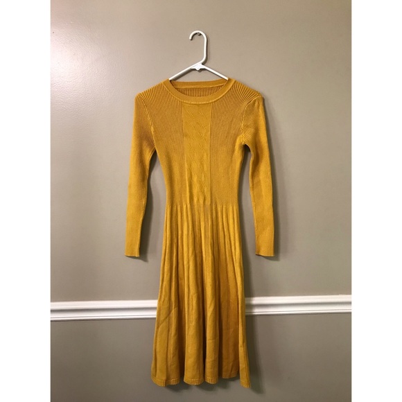 Dresses & Skirts - Yellow knit sweater dress